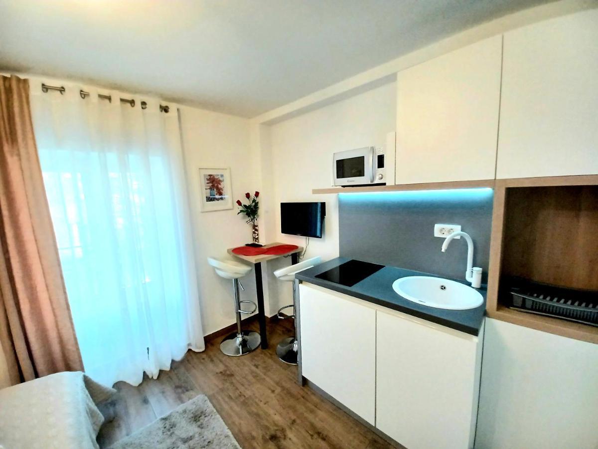 Studio Apartmani Pomalo/ Take It Easy Split Exterior photo